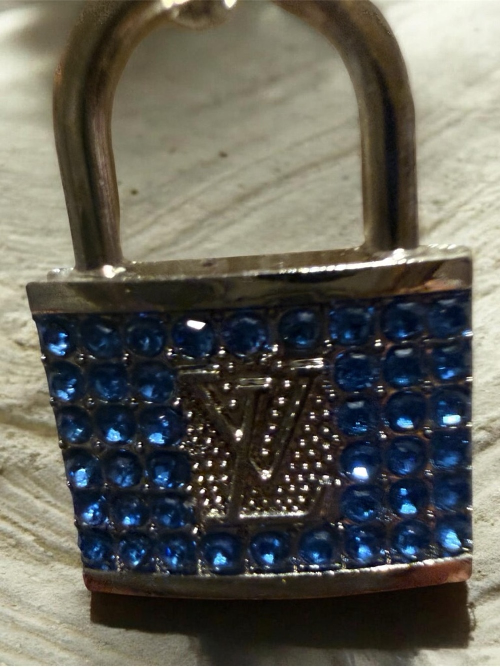 Padlock Pendant Necklace Rhinestone - Picture 2 of 5